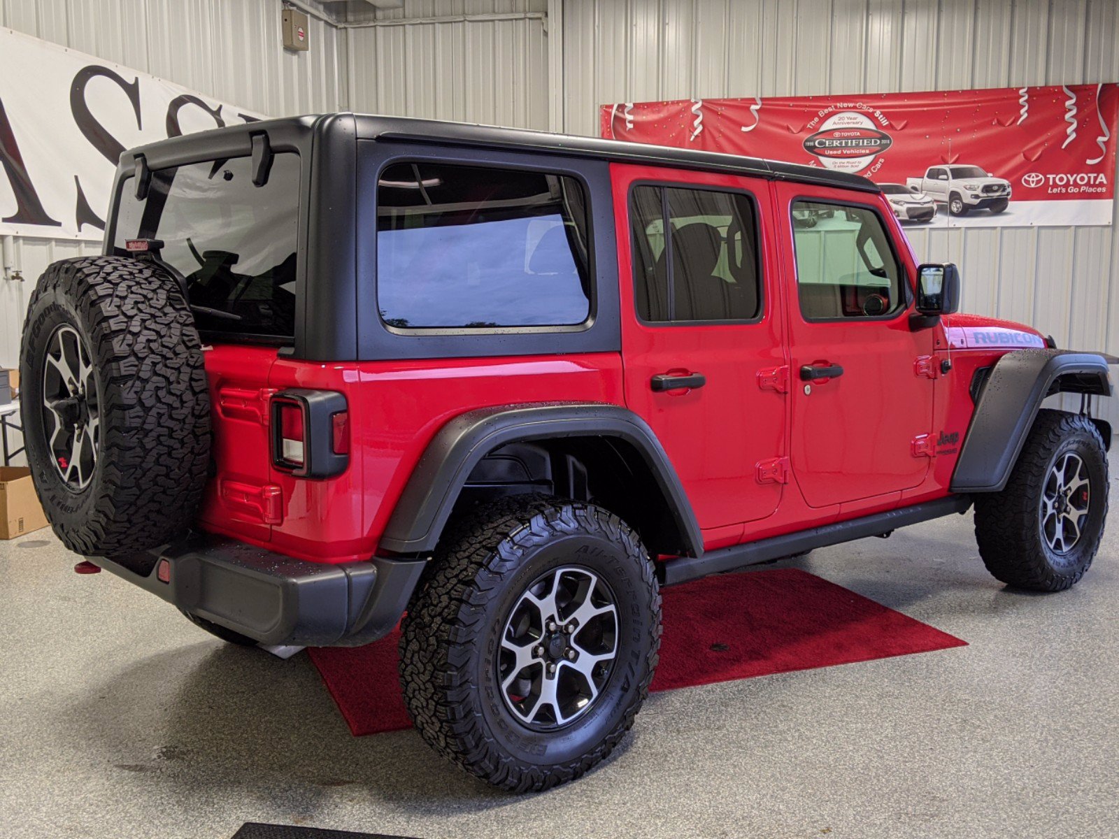 Pre-Owned 2020 Jeep Wrangler Unlimited Rubicon 4WD Convertible