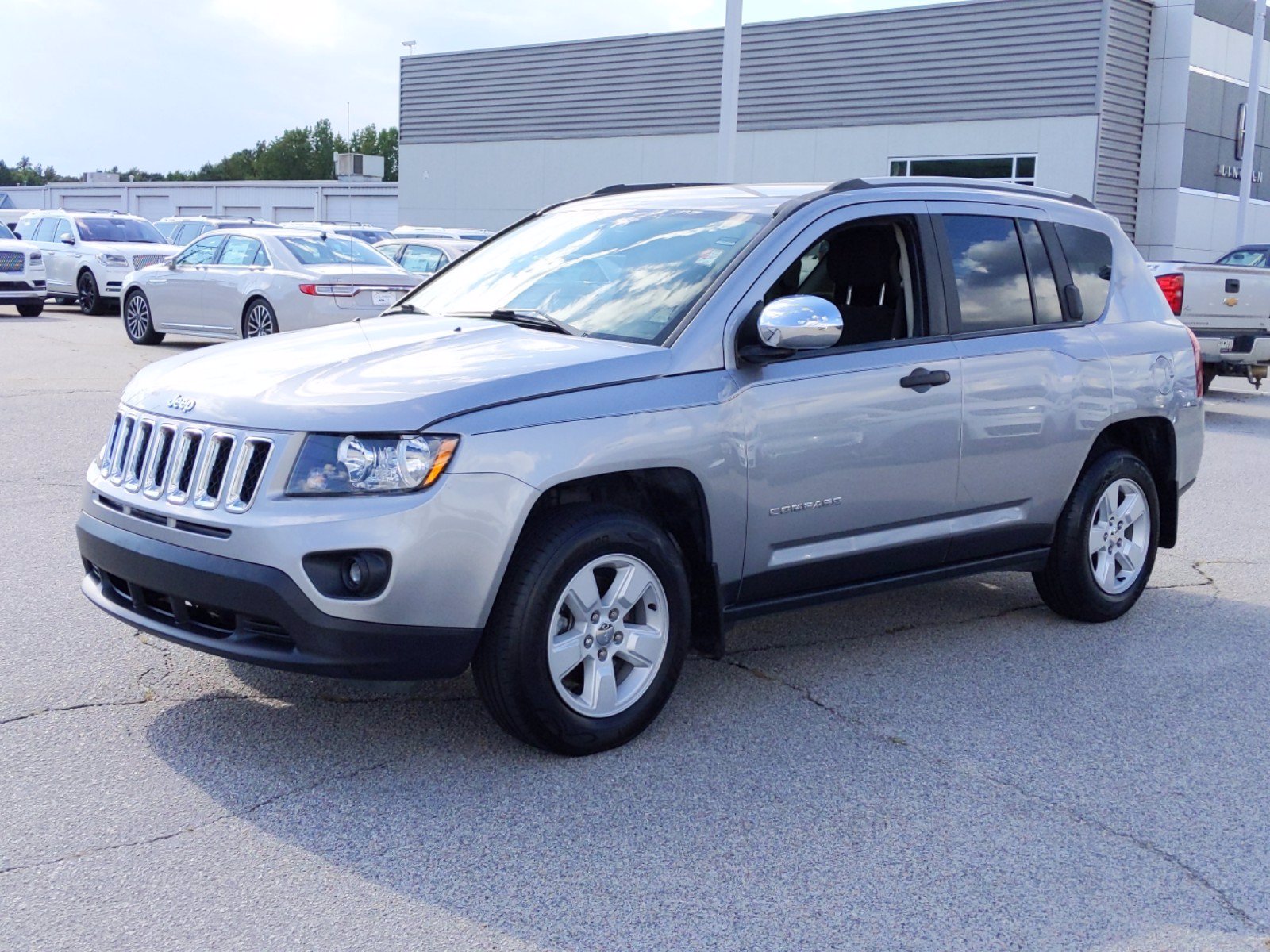 PreOwned 2017 Jeep Compass Sport FWD Sport Utility