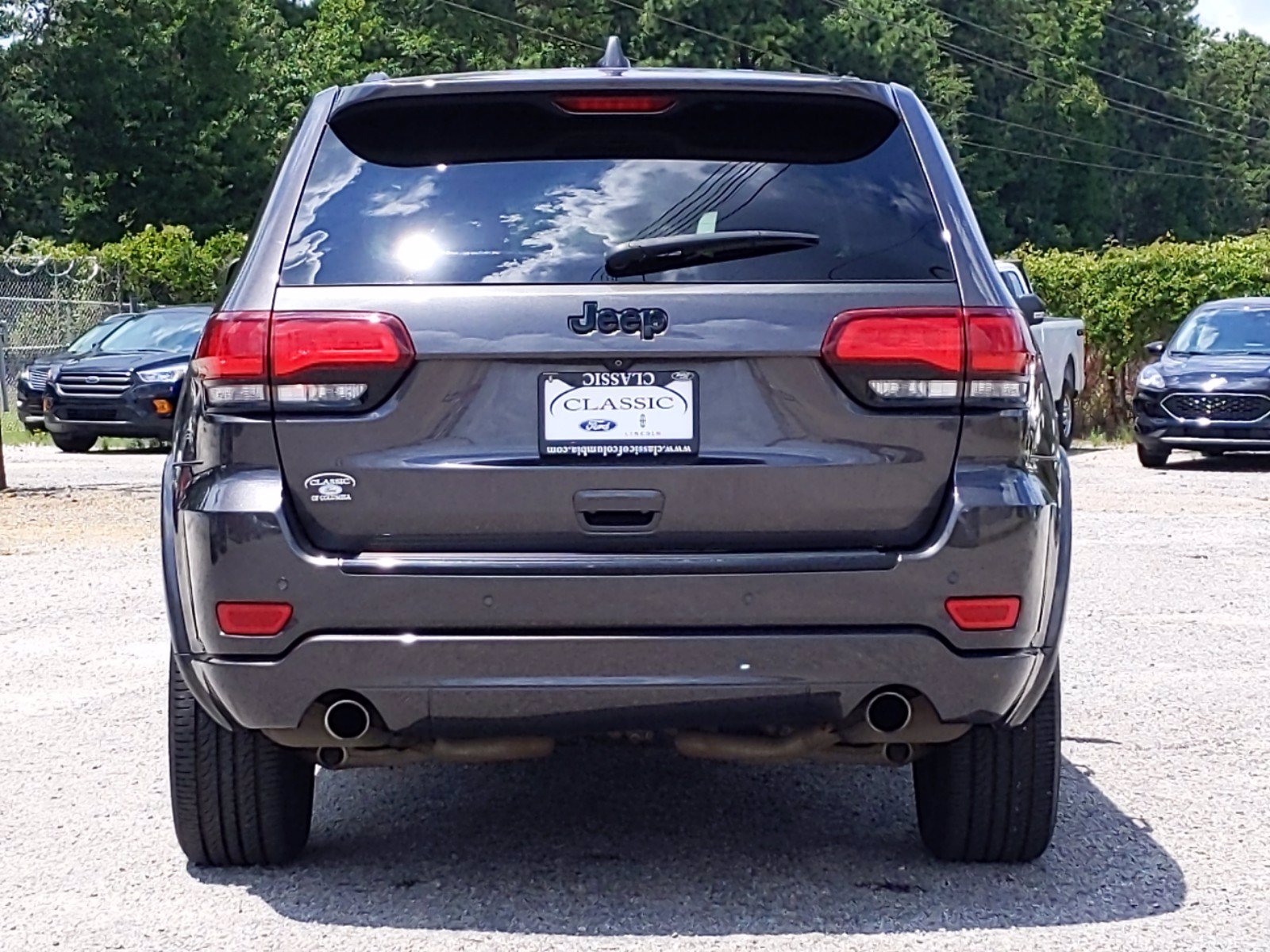 Pre-Owned 2015 Jeep Grand Cherokee Altitude RWD Sport Utility