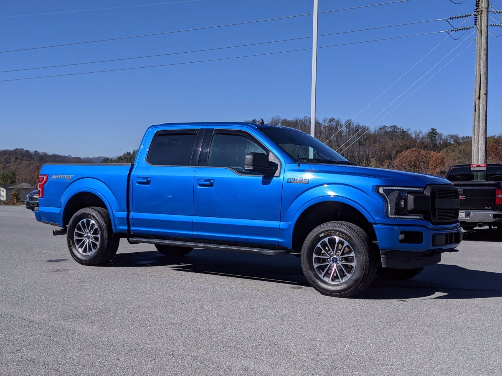 Pre-owned 2019 Ford F-150 Xlt 4wd Crew Cab Pickup