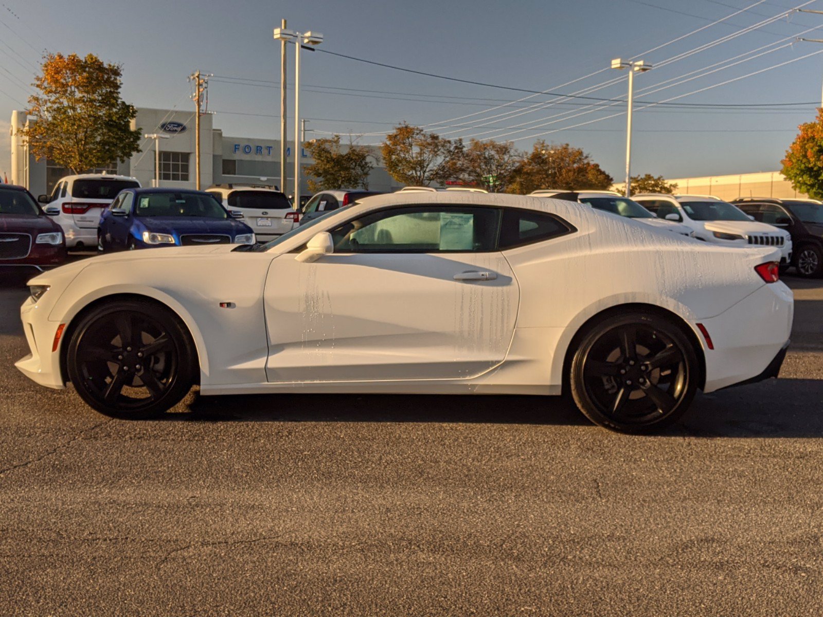 Pre-Owned 2017 Chevrolet Camaro 1LT RWD 2dr Car