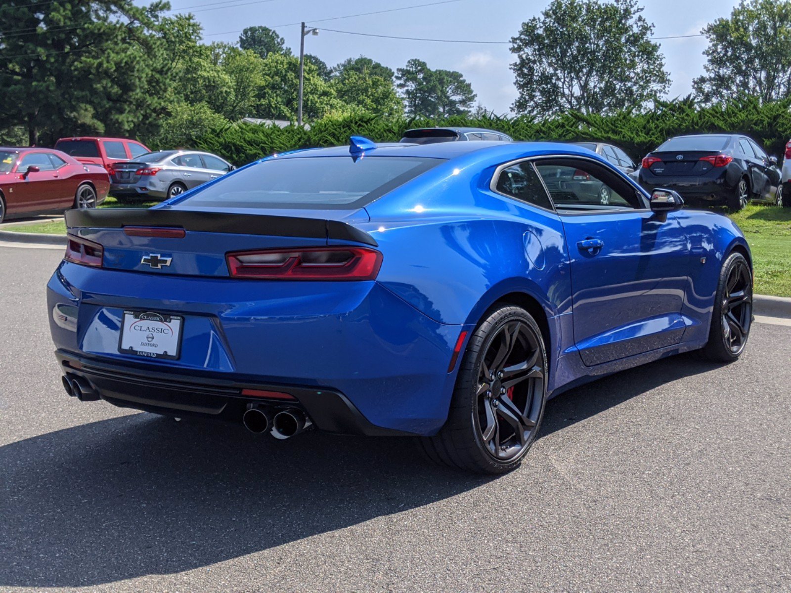 Pre-Owned 2018 Chevrolet Camaro 1SS RWD 2dr Car