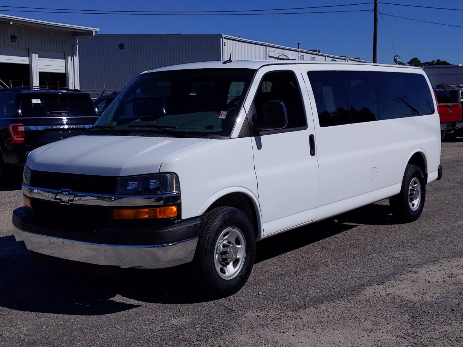 Pre Owned 2015 Chevrolet Express Passenger Lt Rwd Full Size Passenger Van 6683