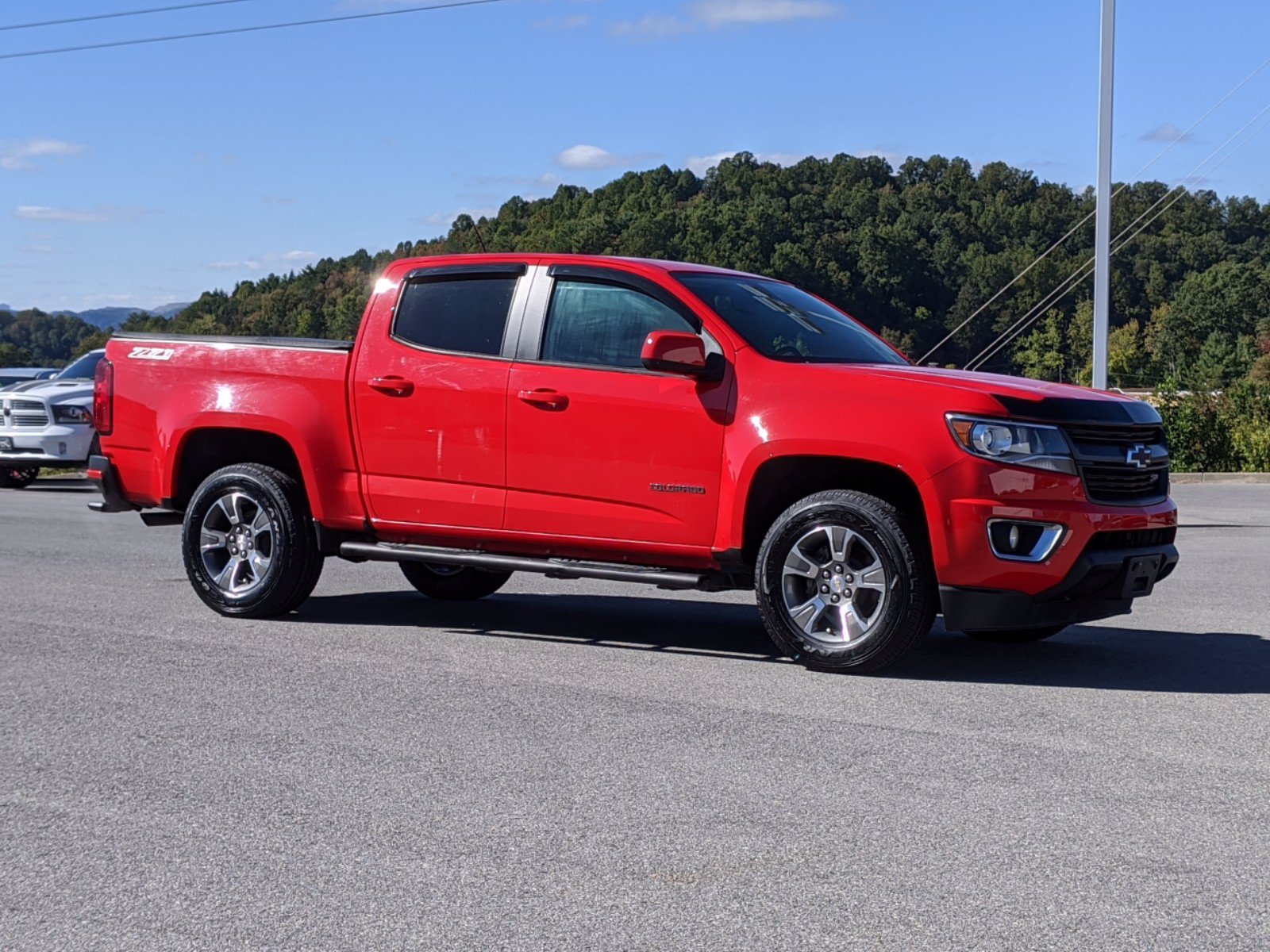 Pre-Owned 2016 Chevrolet Colorado 4WD Z71 4WD Crew Cab Pickup