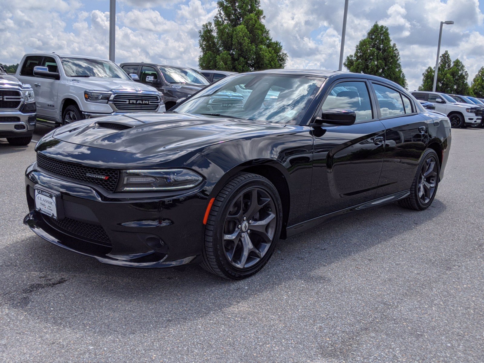 pre-owned-2018-dodge-charger-sxt-plus-rwd-4dr-car