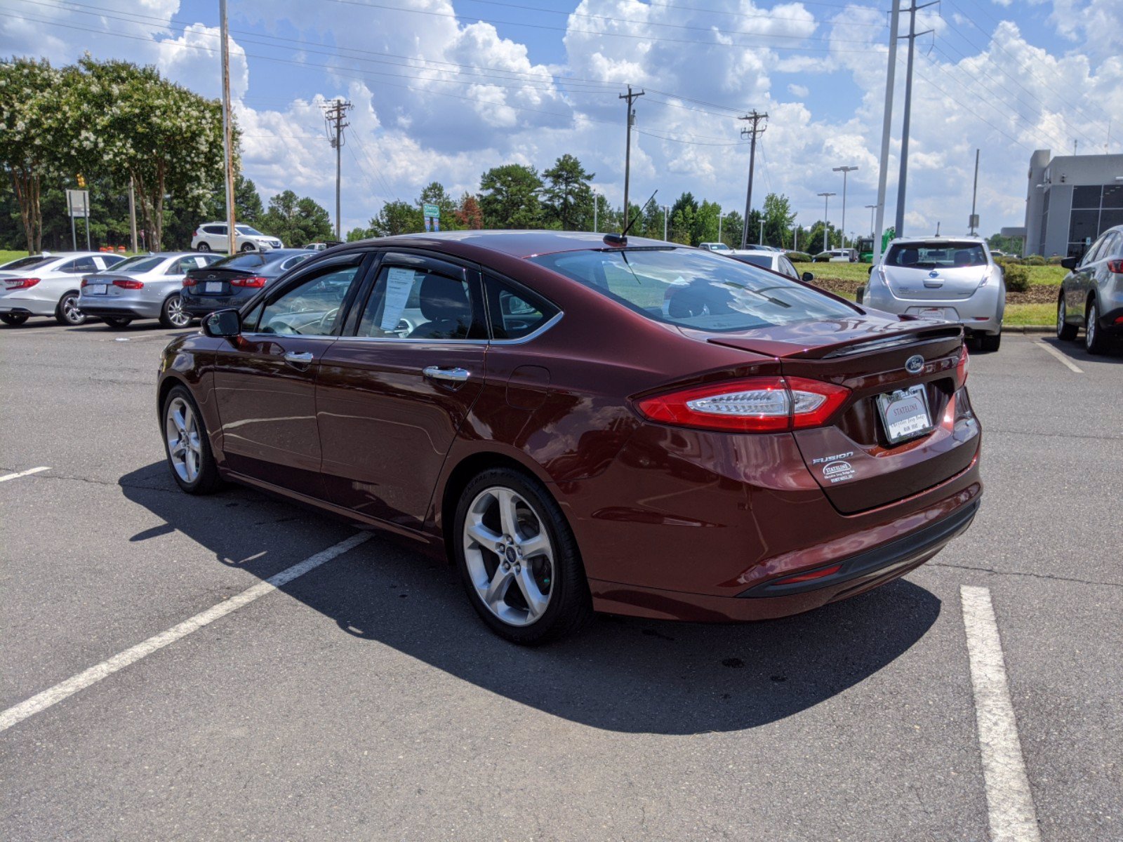 Pre-Owned 2016 Ford Fusion SE FWD 4dr Car