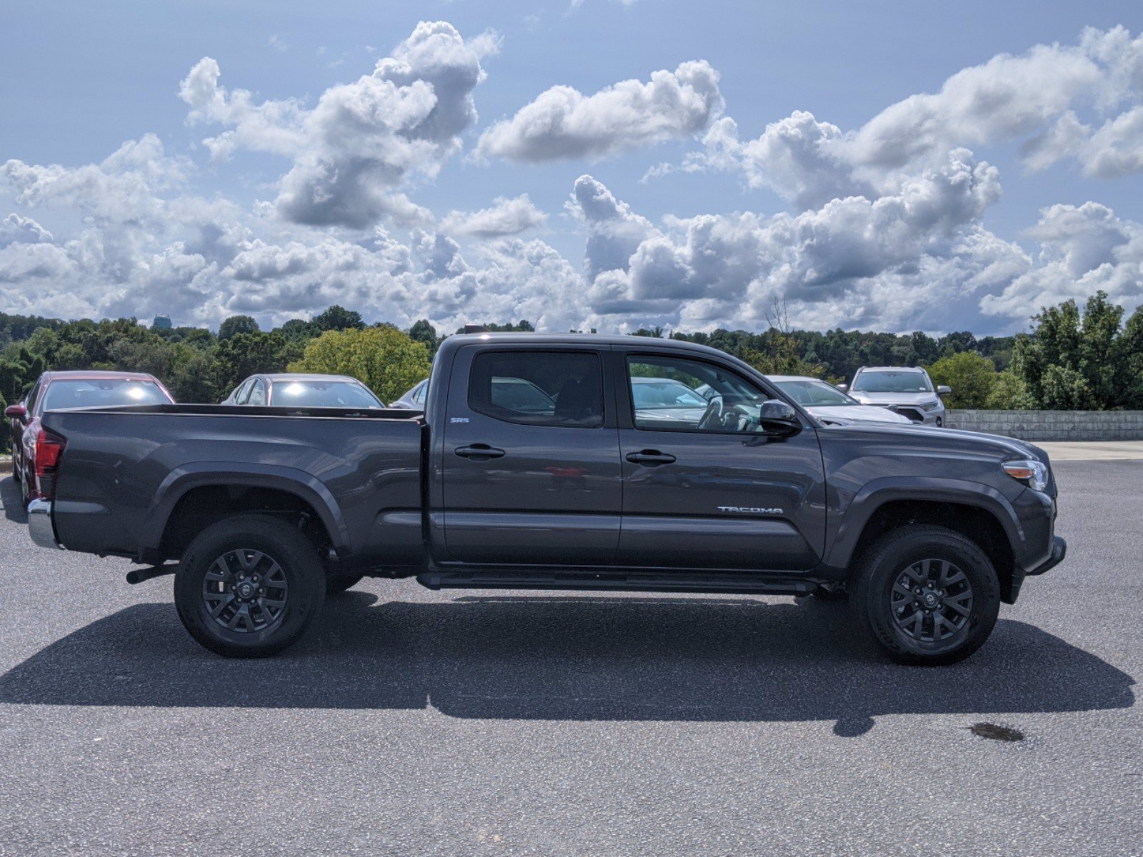 Pre-Owned 2020 Toyota Tacoma SR5 4WD Crew Cab Pickup