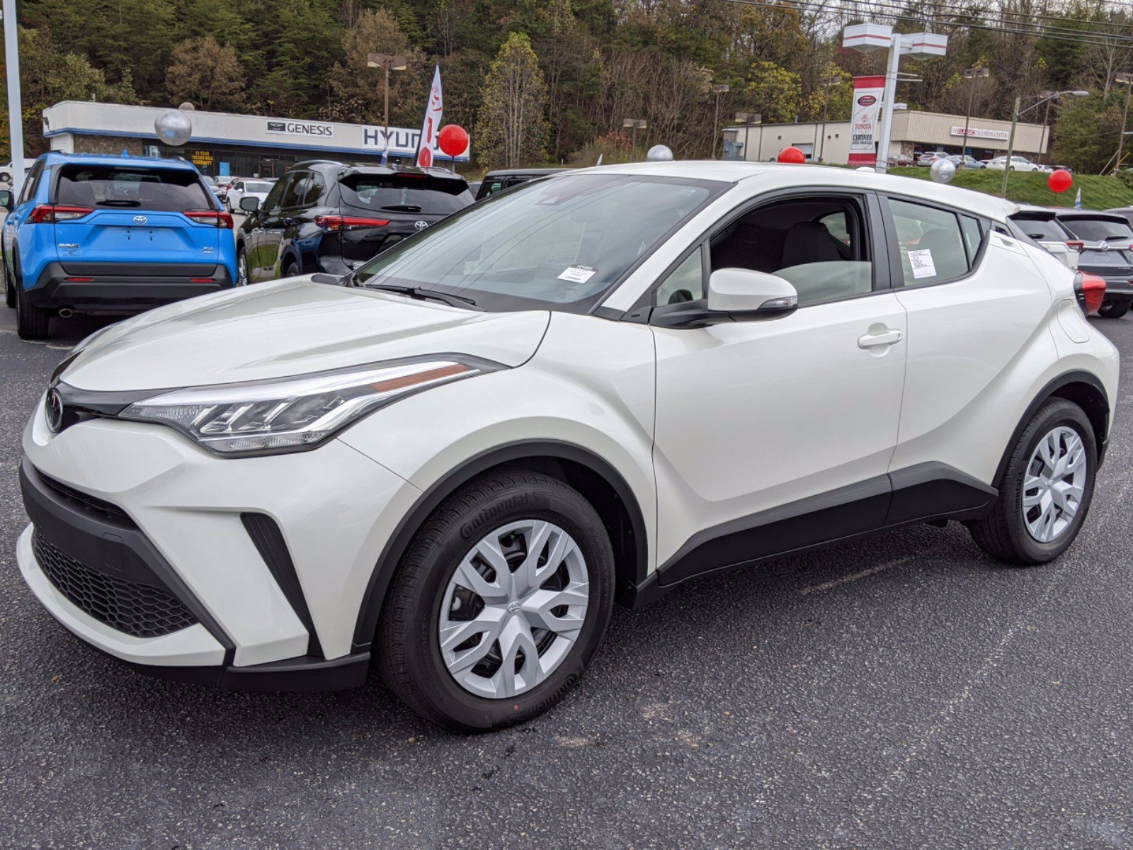 New 2021 Toyota C-HR LE FWD 5